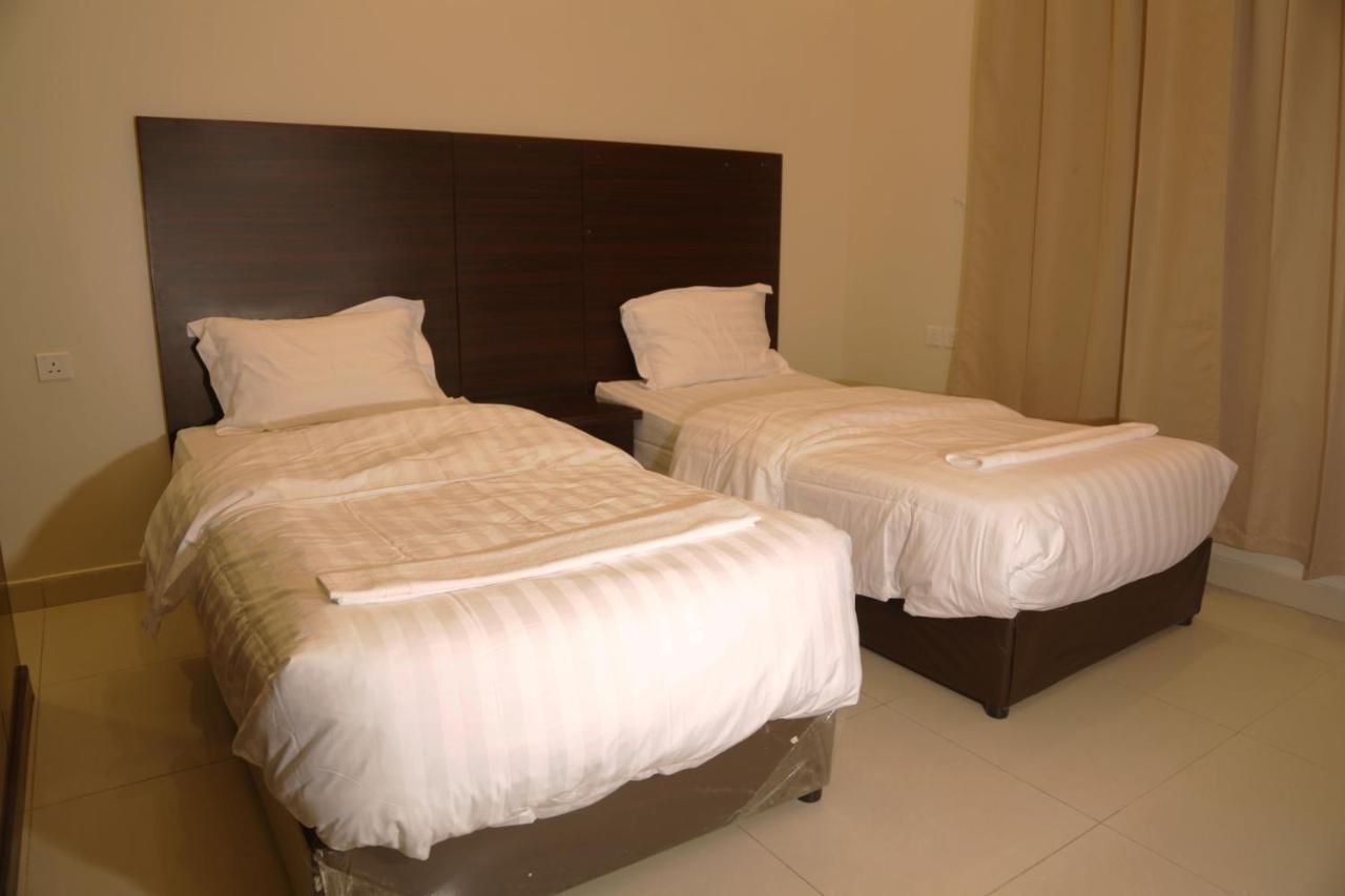 Spacious Apartments At Basla St 3 Mins From King Fahd Stadium 리야드 외부 사진