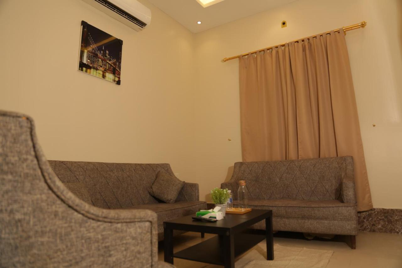 Spacious Apartments At Basla St 3 Mins From King Fahd Stadium 리야드 외부 사진